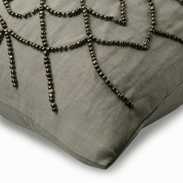 Beige Magnet - Beige Linen Throw Pillow Cover