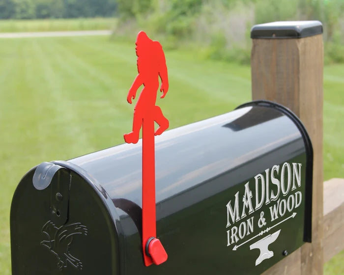 Madison Iron and wood – Metal Décor – Home Improvement – Home décor – Post Caps – Outdoor Décor
