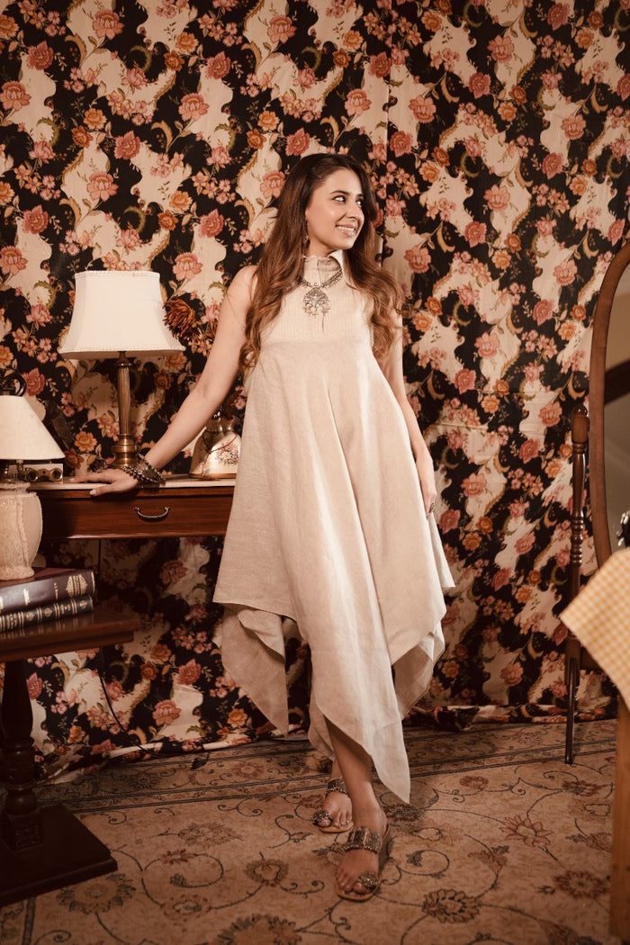 Chand Bibi Light Pink Linen Dress