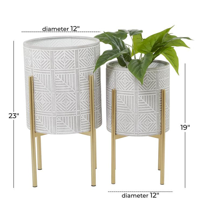 COSMOLIVING BY COSMOPOLITAN GRAY METAL PLANTER WITH REMOVABLE STAND