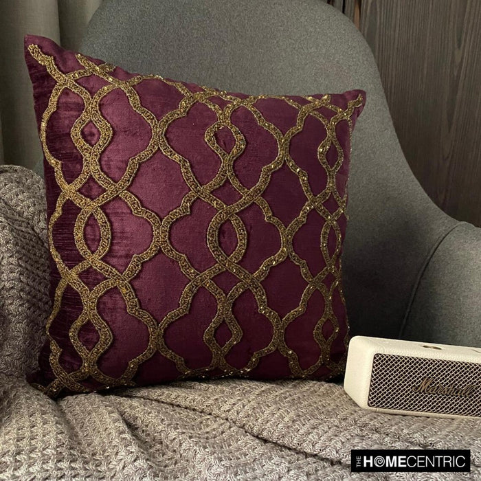 Estrellas - Purple Velvet Throw Pillow Cover