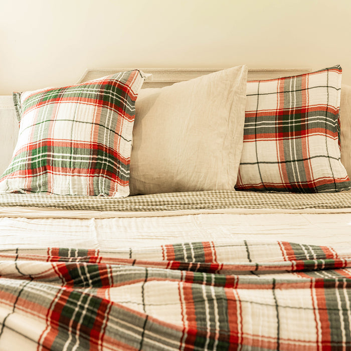 Euro Pillow Shams (Set of 2) - Classic Christmas Collection