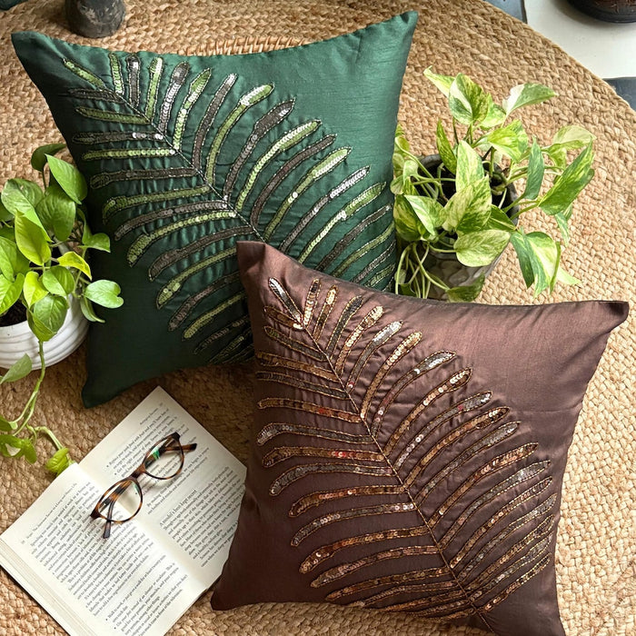 Floating Leaf - Dark Green Art Silk Throw Pillow Cover