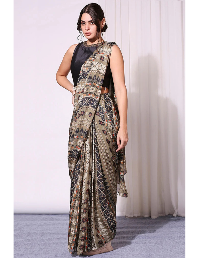 Geometrical Pre-Stitched Saree