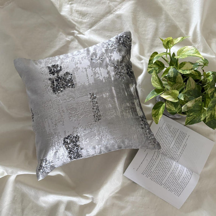 Grudingly Silver - Silver Velvet Decorative Euro Sham