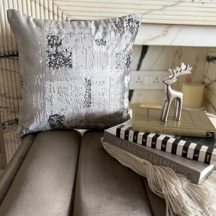 Grudingly Silver - Silver Velvet Decorative Euro Sham