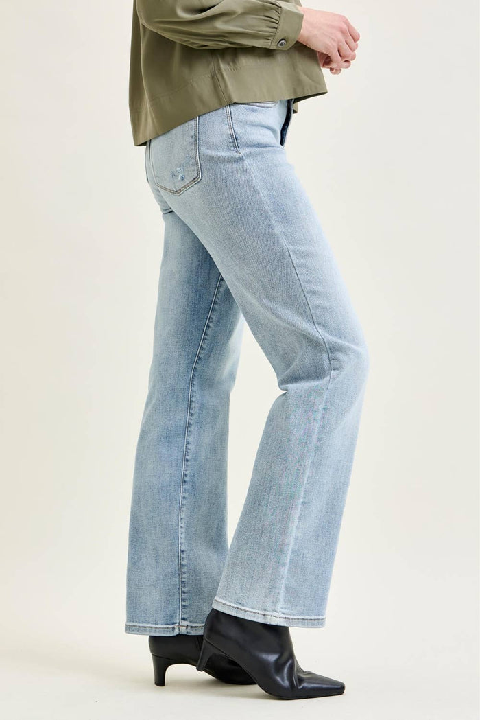 HW LT. Wash Straight Leg Jeans