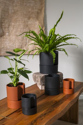 Jett pot- Self watering