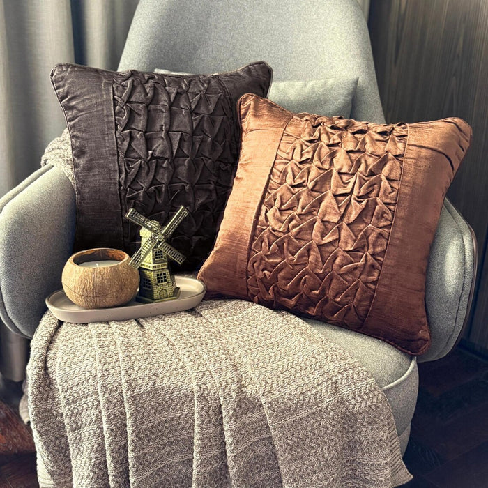 Knotty Black - Black Velvet Throw Pillow Cover