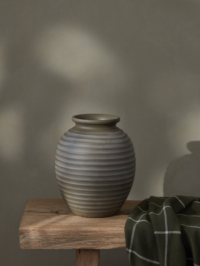Marmo Ribbed Vase