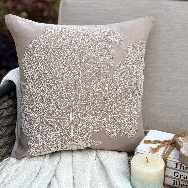 Pearl Shrub / 14 x 14 inch