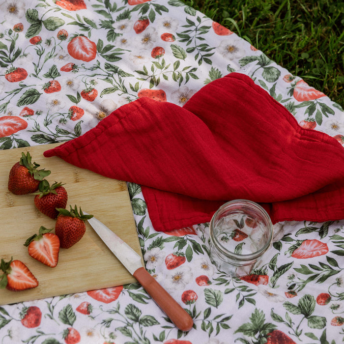 Oversized Breeze Throw – Strawberry Fields