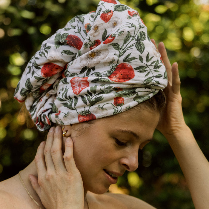 PRE-ORDER: Essential Everything Towel - Strawberry Fields