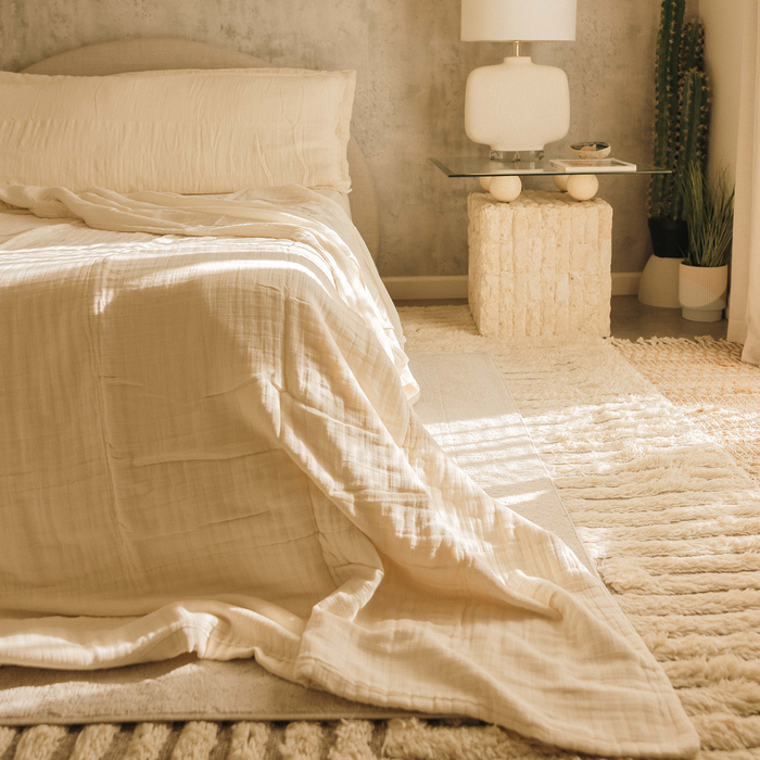 The 365 Blanket - Arctic White KING and Undyed KING