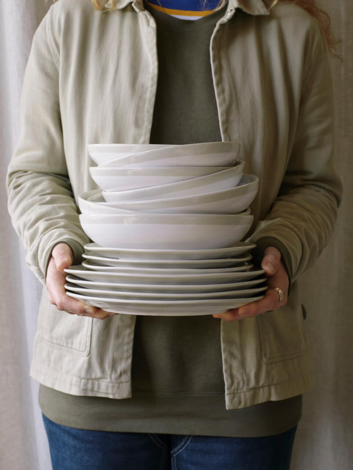 Vela Tableware