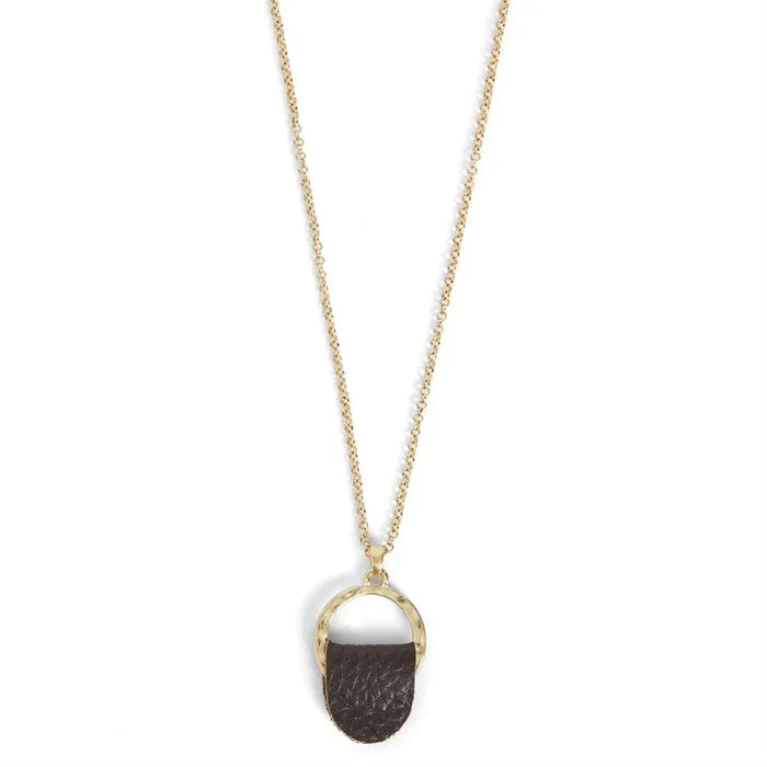 WN004612 Leather Tab Hoop Gold Nk 5C50