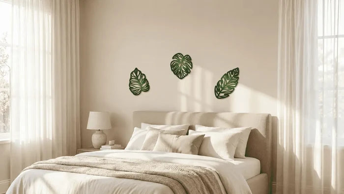 Wooden leaf wall decor